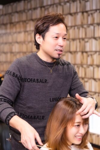 くせ毛でお悩みの男性の方へ くせ毛のメンズカットはスタイリング次第でいい感じになる 福岡市早良区の美容室 Mic Hair